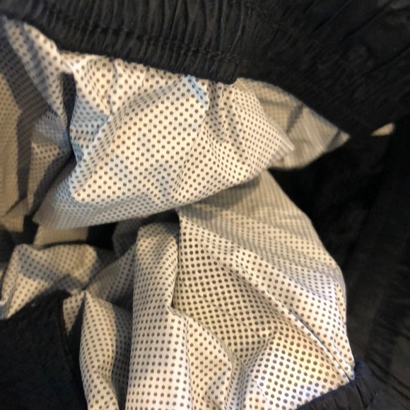 Under armor waterproof rain gear pants - Picture 3 of 6